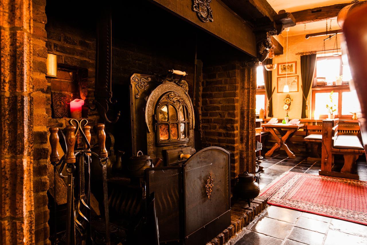 Hotel-Restaurant Gasthof Peters Anno 1650 Selfkant エクステリア 写真