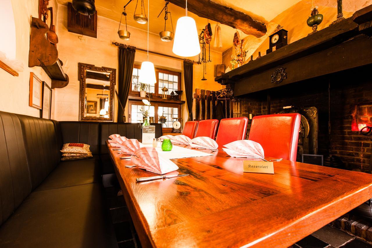 Hotel-Restaurant Gasthof Peters Anno 1650 Selfkant エクステリア 写真