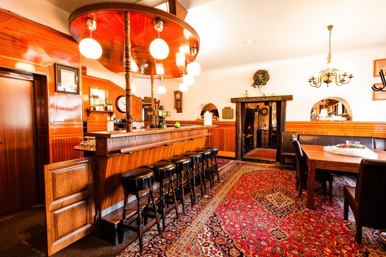 Hotel-Restaurant Gasthof Peters Anno 1650 Selfkant エクステリア 写真