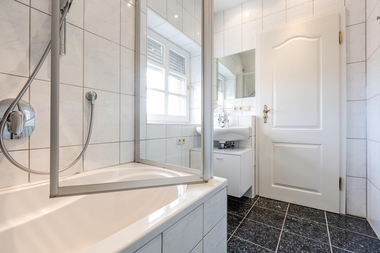 Hotel-Restaurant Gasthof Peters Anno 1650 Selfkant エクステリア 写真