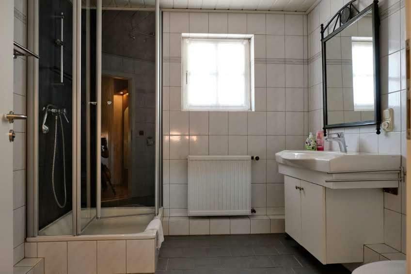 Hotel-Restaurant Gasthof Peters Anno 1650 Selfkant エクステリア 写真